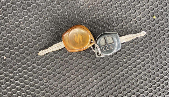 2019 Maruti Baleno DELTA PETROL 1.2, Petrol, Manual, 88,598 km, Key Close Up