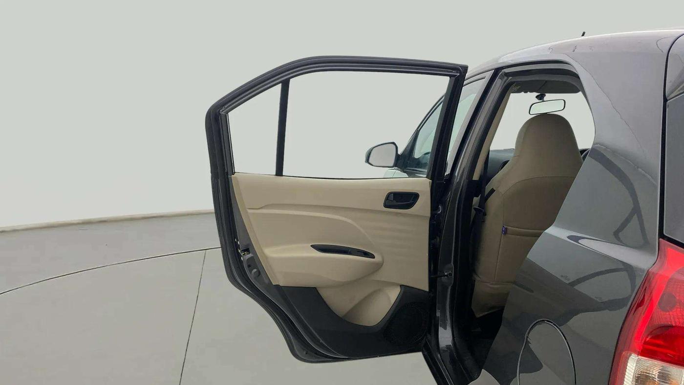 2022 Hyundai NEW SANTRO SPORTZ MT, Petrol, Manual, 16,252 km, LHS Rear Door
