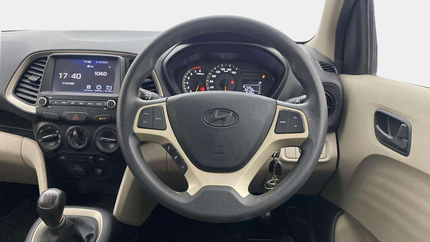 2022 Hyundai NEW SANTRO SPORTZ MT, Petrol, Manual, 16,252 km, Steering Wheel Close Up