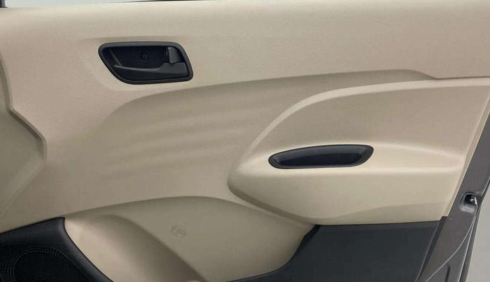 2022 Hyundai NEW SANTRO SPORTZ MT, Petrol, Manual, 16,154 km, Driver Side Door Panels Control