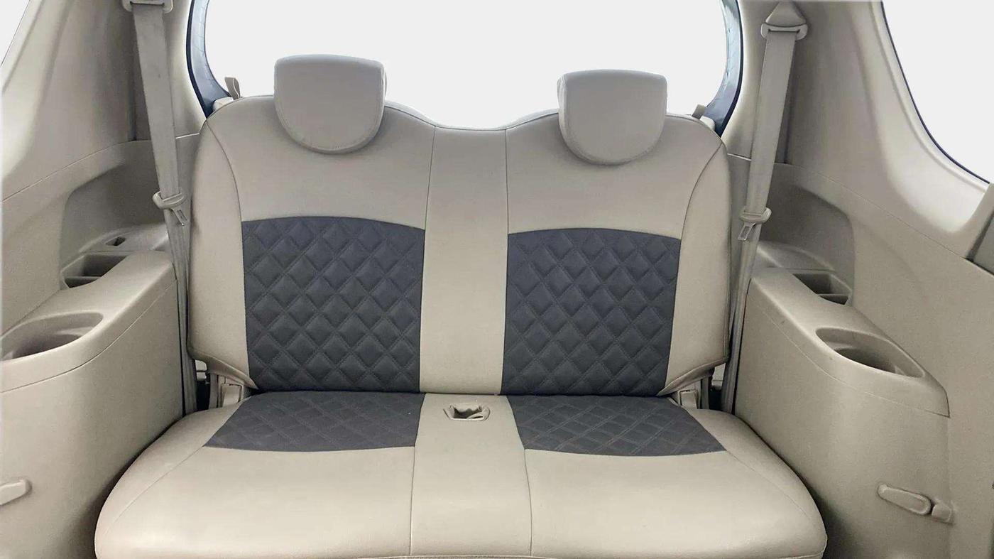 2014 Maruti Ertiga ZXI, Petrol, Manual, 64,802 km, Third Seat Row ( optional )