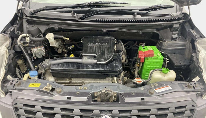 2014 Maruti Ertiga ZXI, Petrol, Manual, 64,802 km, Engine View