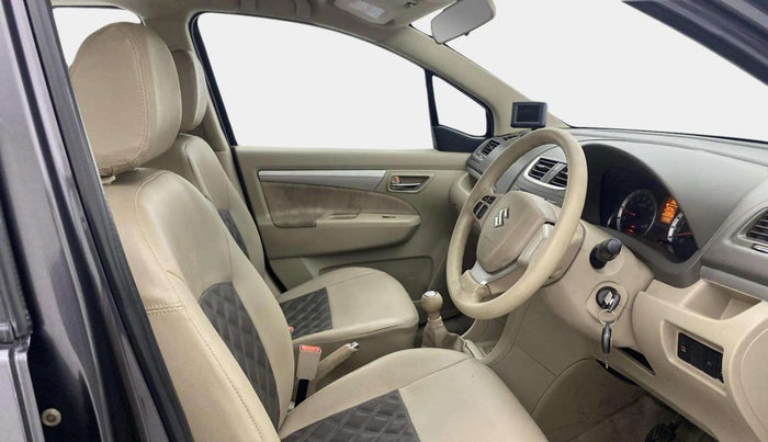 2014 Maruti Ertiga ZXI, Petrol, Manual, 64,802 km, Right Side Front Door Cabin