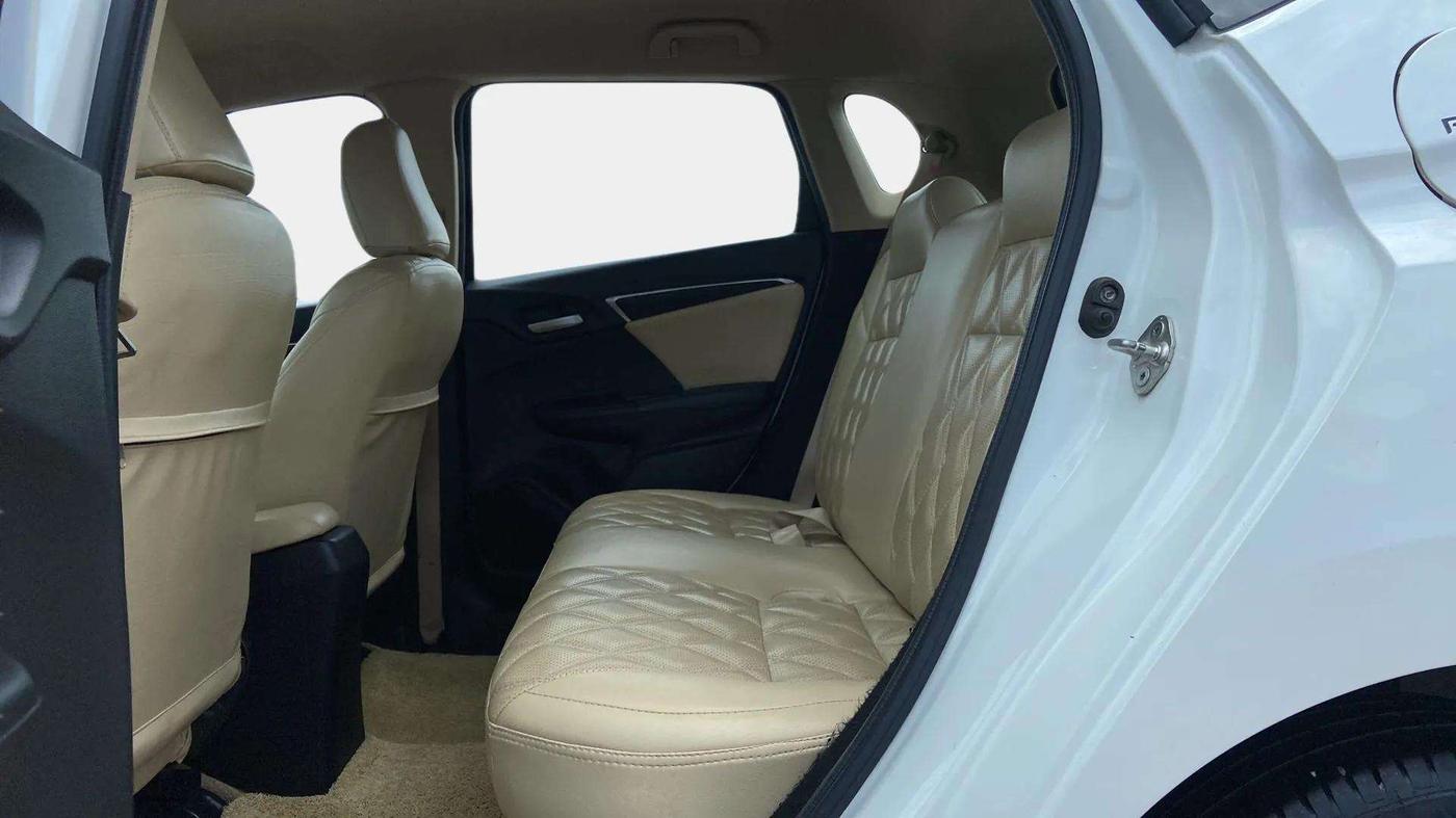 2020 Honda Jazz 1.2L I-VTEC VX CVT, Petrol, Automatic, 71,237 km, Right Side Rear Door Cabin