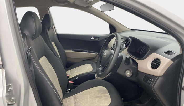 2015 Hyundai Grand i10 SPORTZ 1.2 KAPPA VTVT, Petrol, Manual, 55,730 km, Right Side Front Door Cabin