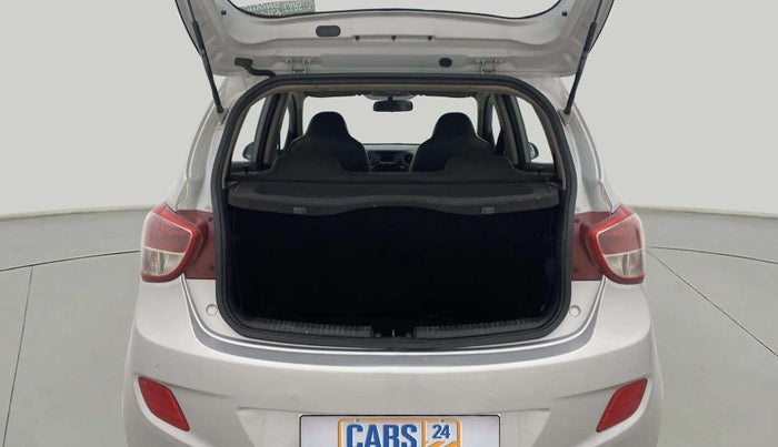 2015 Hyundai Grand i10 SPORTZ 1.2 KAPPA VTVT, Petrol, Manual, 55,730 km, Boot Open Zoomed View