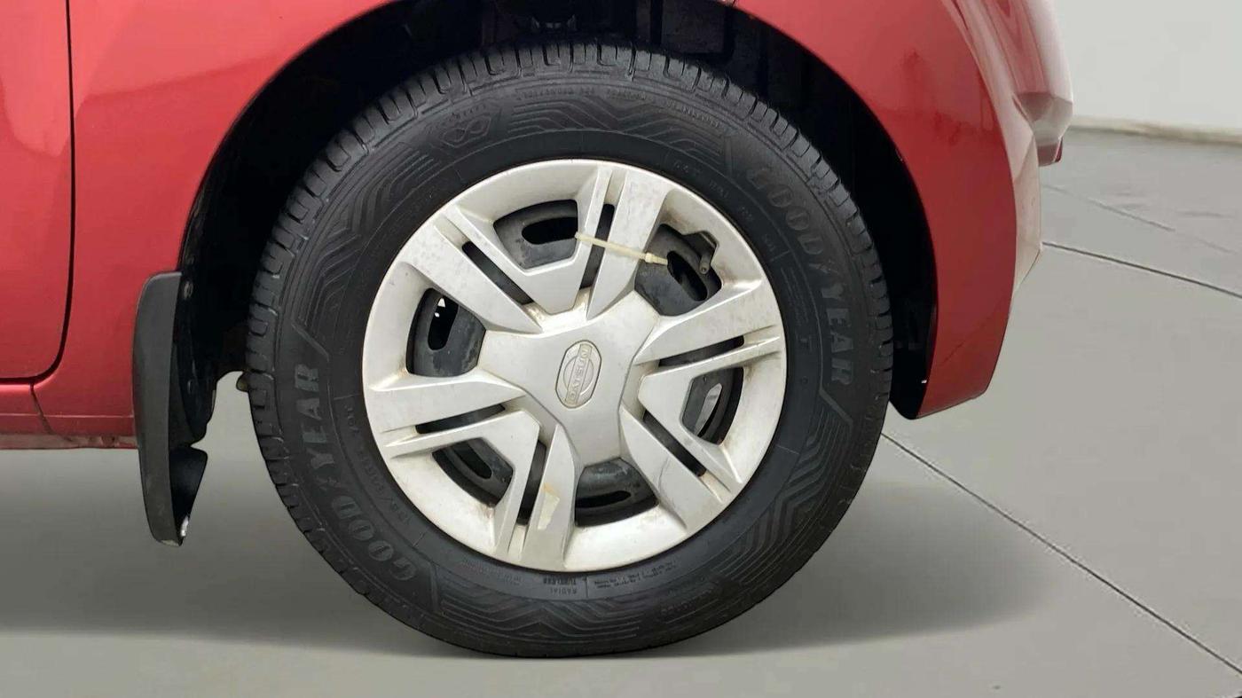 2018 Datsun Redi Go S 1.0 AMT, Petrol, Automatic, 64,743 km, Right Front Wheel