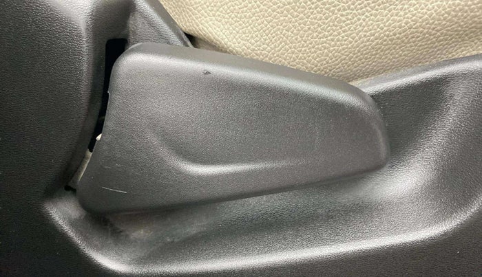 2018 Datsun Redi Go S 1.0 AMT, Petrol, Automatic, 64,617 km, Driver Side Adjustment Panel