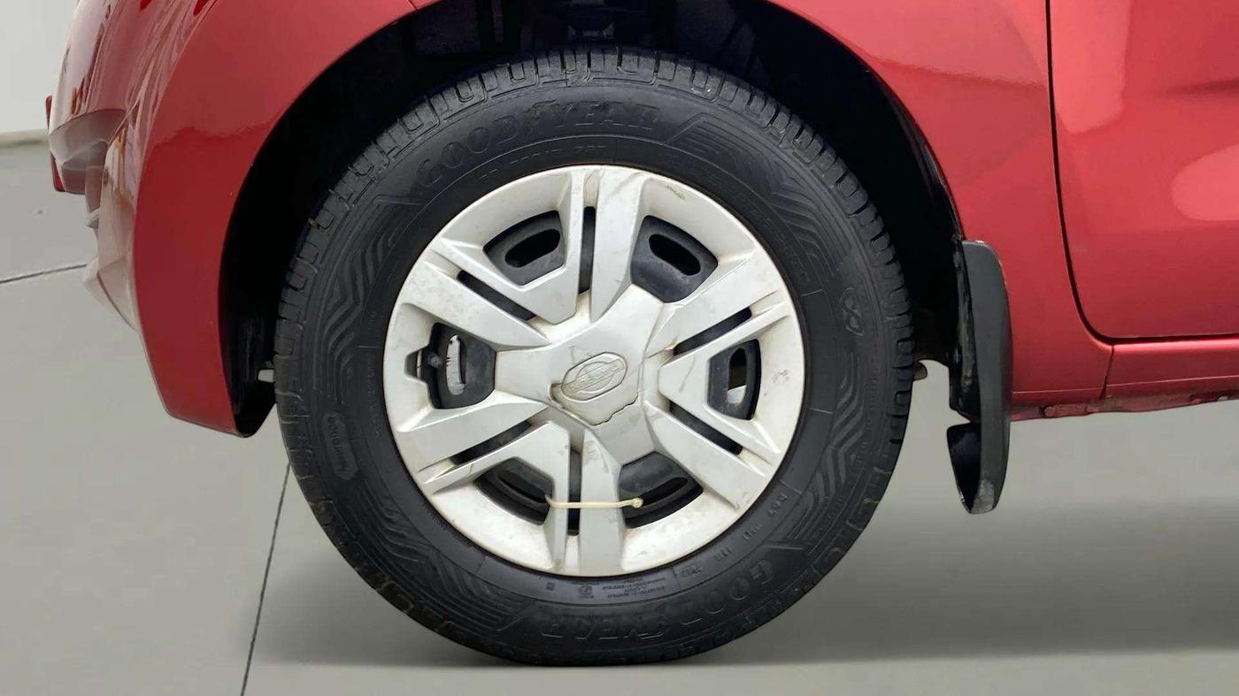 2018 Datsun Redi Go S 1.0 AMT, Petrol, Automatic, 64,743 km, Left Front Wheel