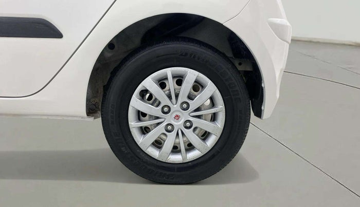 2016 Hyundai i10 MAGNA 1.1, Petrol, Manual, 37,898 km, Left Rear Wheel