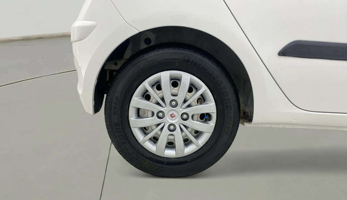 2016 Hyundai i10 MAGNA 1.1, Petrol, Manual, 37,898 km, Right Rear Wheel