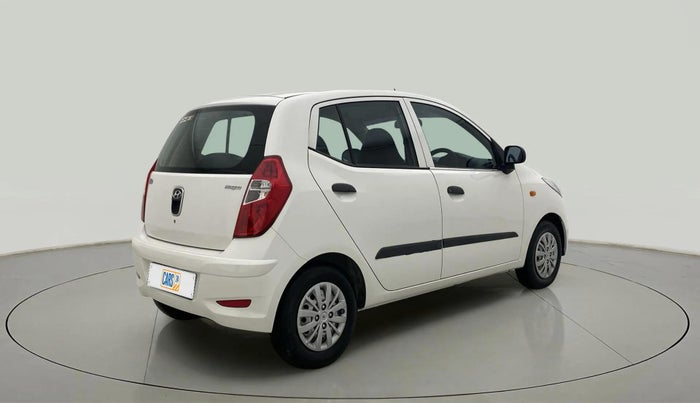 2016 Hyundai i10 MAGNA 1.1, Petrol, Manual, 37,898 km, Right Back Diagonal