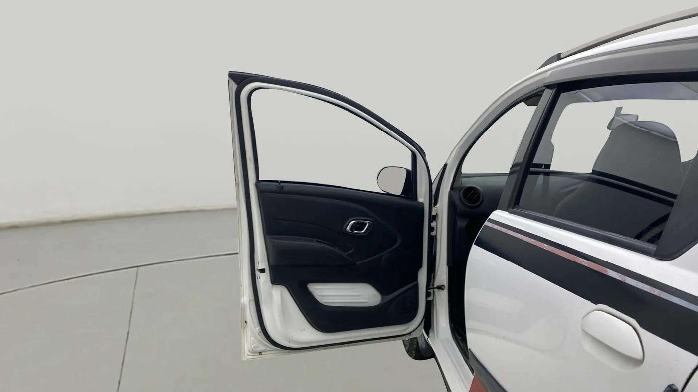 2019 Datsun Redi Go T(O) 1.0, Petrol, Manual, 39,566 km, LHS Front Door