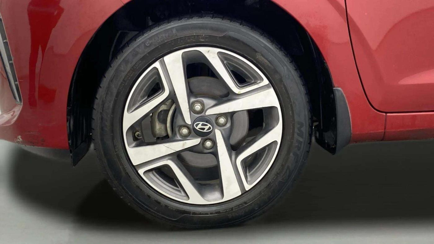 2023 Hyundai AURA SX PLUS 1.2 AMT, Petrol, Automatic, 37,642 km, Left Front Wheel
