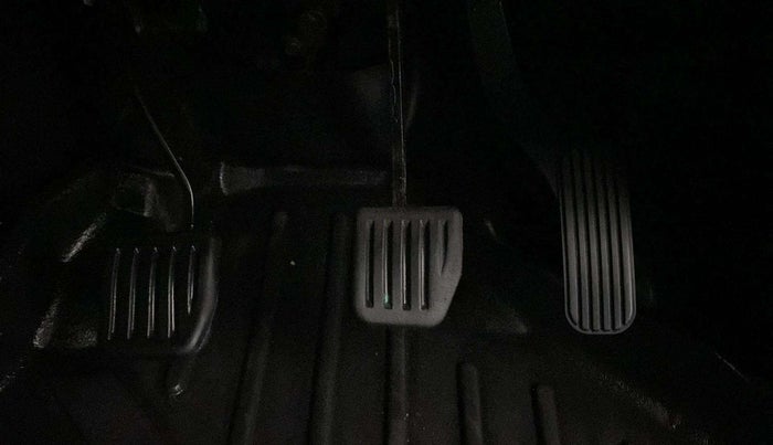 2021 Tata Harrier XT PLUS 2.0L KRYOTEC, Diesel, Manual, 89,505 km, Pedals