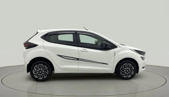 2021 Tata ALTROZ XT PETROL, Petrol, Manual, 49,174 km, Right Side View