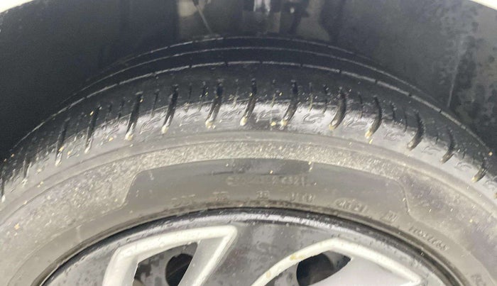 2021 Tata ALTROZ XT PETROL, Petrol, Manual, 49,174 km, Right Front Tyre Tread