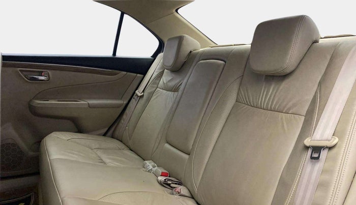 2018 Maruti Ciaz ALPHA 1.5 SHVS PETROL, Petrol, Manual, 37,122 km, Right Side Rear Door Cabin
