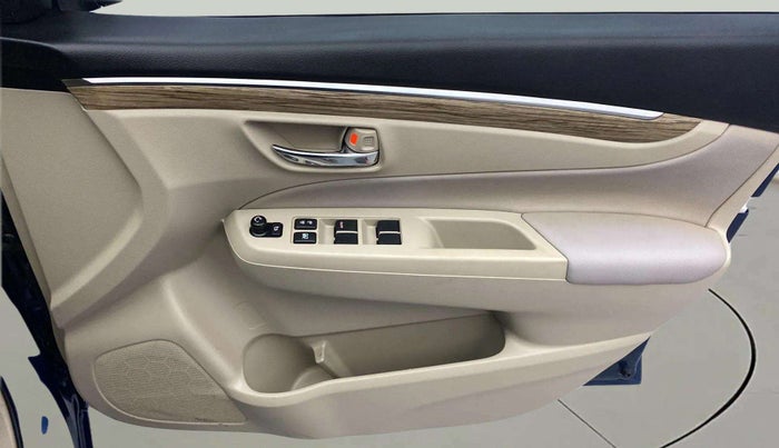 2018 Maruti Ciaz ALPHA 1.5 SHVS PETROL, Petrol, Manual, 37,122 km, Driver Side Door Panels Control