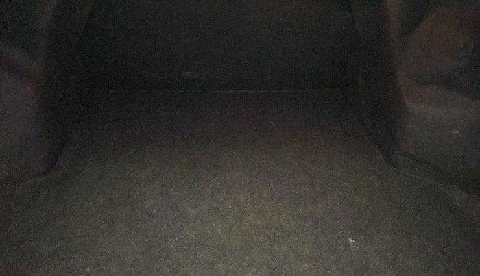 2018 Maruti Ciaz ALPHA 1.5 SHVS PETROL, Petrol, Manual, 37,122 km, Boot Inside