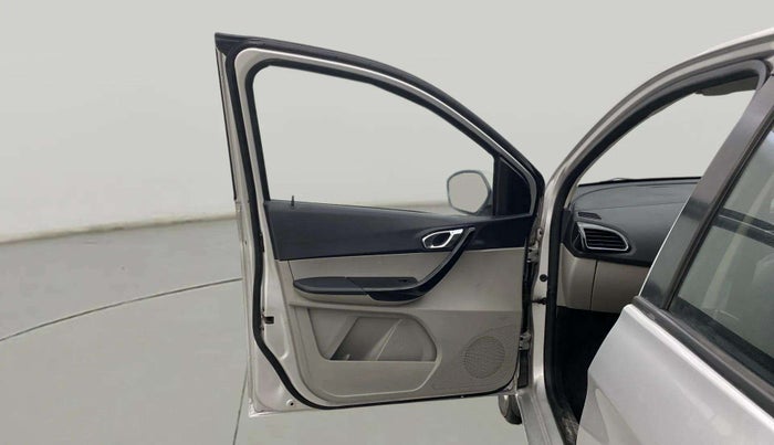 2018 Tata Tiago XZA PETROL, Petrol, Automatic, 43,875 km, LHS Front Door