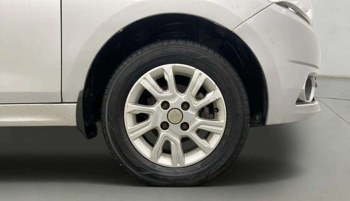2018 Tata Tiago XZA PETROL, Petrol, Automatic, 43,875 km, Right Front Wheel