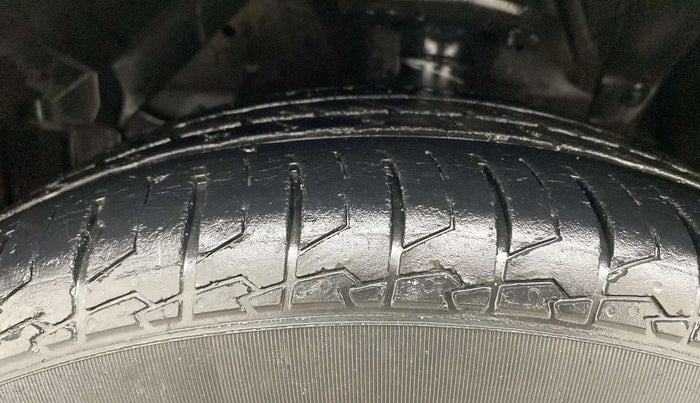 2021 Maruti S Cross ZETA AT 1.5, Petrol, Automatic, 38,351 km, Left Front Tyre Tread