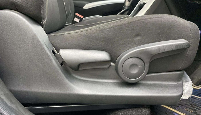 2021 Maruti S Cross ZETA AT 1.5, Petrol, Automatic, 38,351 km, Driver Side Adjustment Panel