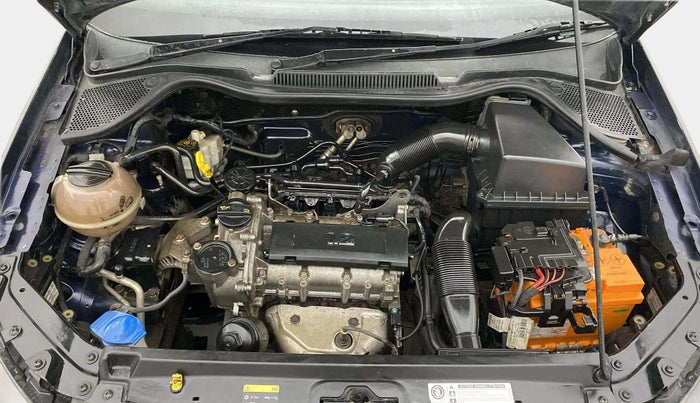 2014 Volkswagen Polo HIGHLINE1.2L, Petrol, Manual, 63,351 km, Engine View