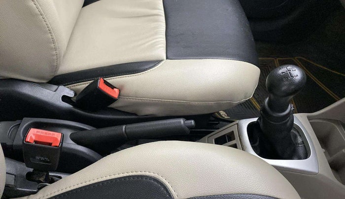 2016 Maruti Alto K10 VXI, Petrol, Manual, 58,548 km, Gear Lever