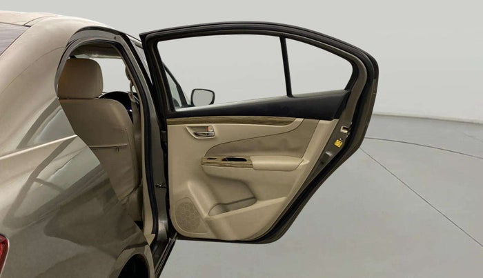 2018 Maruti Ciaz DELTA 1.5 SHVS MT PETROL, Petrol, Manual, 71,699 km, RHS Rear Door