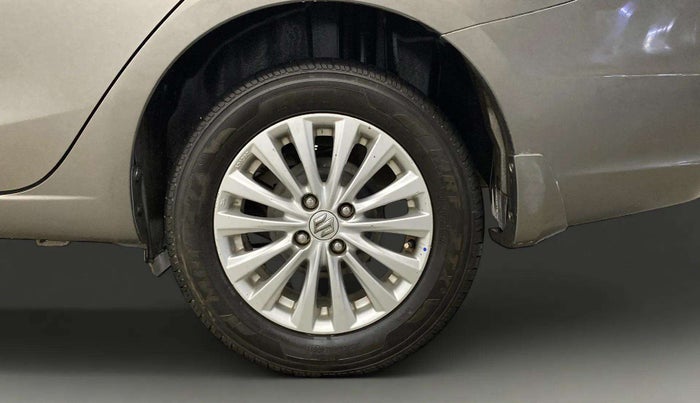 2018 Maruti Ciaz DELTA 1.5 SHVS MT PETROL, Petrol, Manual, 71,699 km, Left Rear Wheel