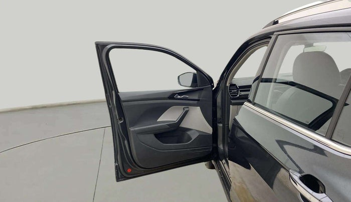 2022 Skoda KUSHAQ STYLE 1.0L TSI AT (6 AIRBAGS), Petrol, Automatic, 31,901 km, LHS Front Door