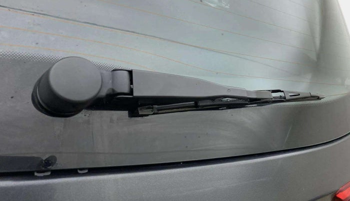 2022 Skoda KUSHAQ STYLE 1.0L TSI AT (6 AIRBAGS), Petrol, Automatic, 31,901 km, Rear Wiper
