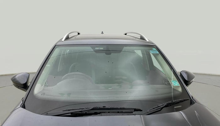 2022 Skoda KUSHAQ STYLE 1.0L TSI AT (6 AIRBAGS), Petrol, Automatic, 31,901 km, Front Windshield