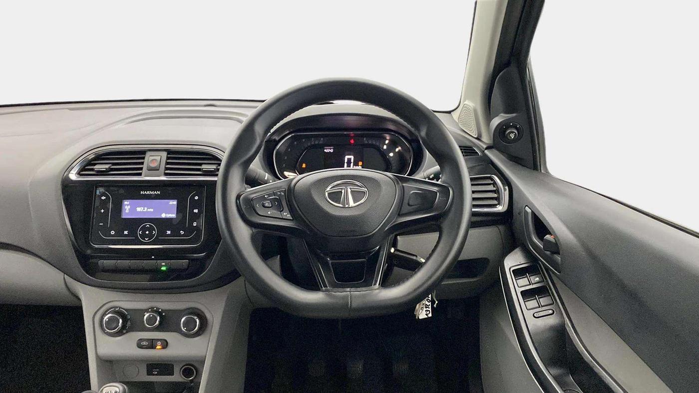 2022 Tata Tiago XT CNG, CNG, Manual, 29,003 km, Steering Wheel Close Up