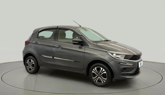 2022 Tata Tiago XT CNG, CNG, Manual, 28,719 km, Right Front Diagonal