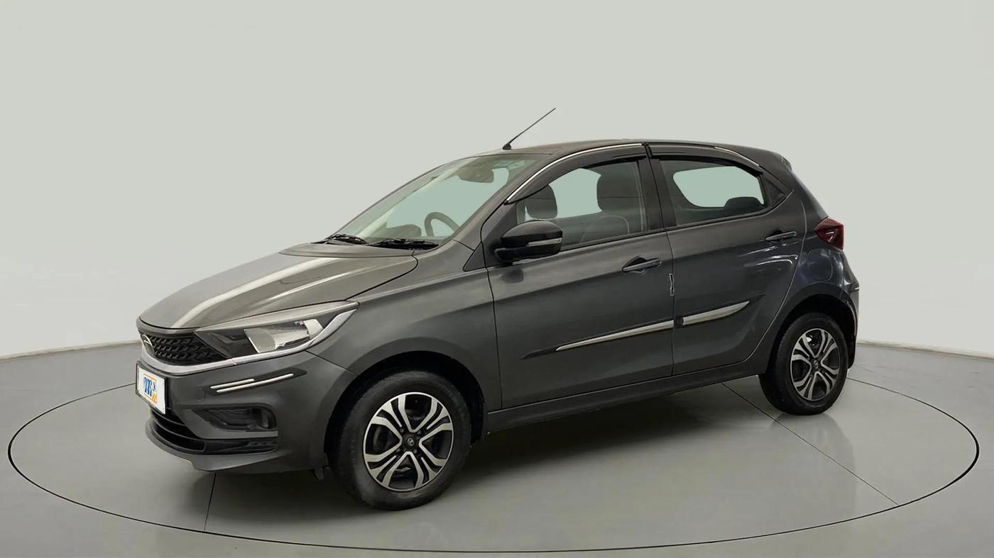 2022 Tata Tiago XT CNG, CNG, Manual, 29,003 km, Left Front Diagonal