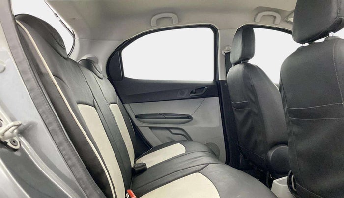 2022 Tata Tiago XT CNG, CNG, Manual, 28,719 km, Right Side Rear Door Cabin