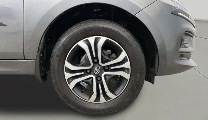 2022 Tata Tiago XT CNG, CNG, Manual, 28,719 km, Right Front Wheel