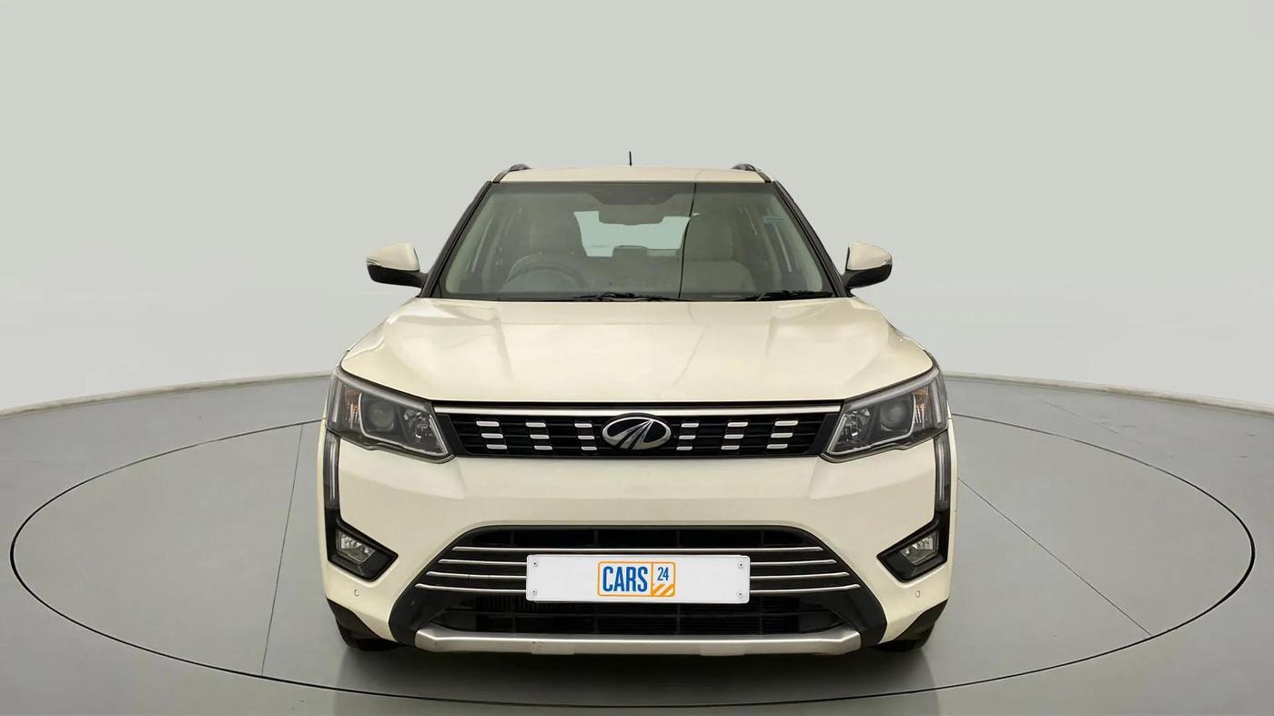 2020 Mahindra XUV300 W8 (O) 1.2 PETROL, Petrol, Manual, 39,580 km, Front