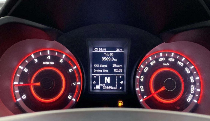 2020 Mahindra XUV300 W8 (O) 1.2 PETROL, Petrol, Manual, 39,518 km, Odometer Image