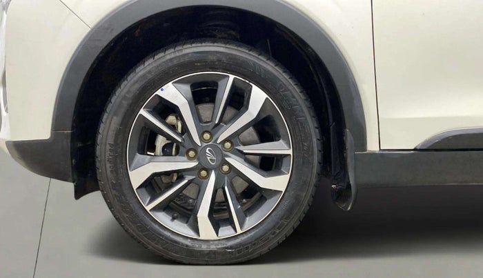 2020 Mahindra XUV300 W8 (O) 1.2 PETROL, Petrol, Manual, 39,518 km, Left Front Wheel
