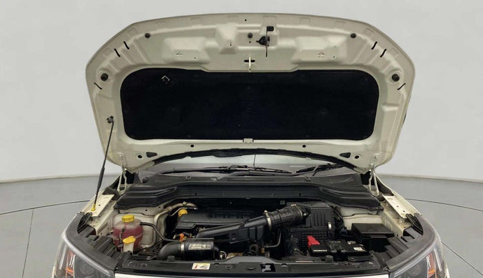 2020 Mahindra XUV300 W8 (O) 1.2 PETROL, Petrol, Manual, 39,518 km, Open Bonet