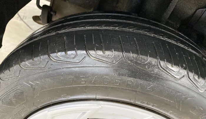 2022 Tata TIGOR XZ CNG, CNG, Manual, 58,398 km, Left Front Tyre Tread
