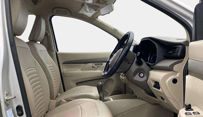2021 Maruti Ertiga VXI CNG, CNG, Manual, 29,361 km, Right Side Front Door Cabin