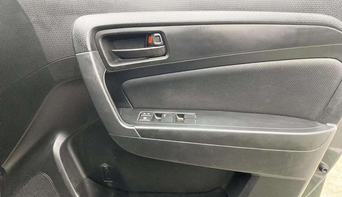2021 Maruti Vitara Brezza VXI, Petrol, Manual, 55,629 km, Driver Side Door Panels Control