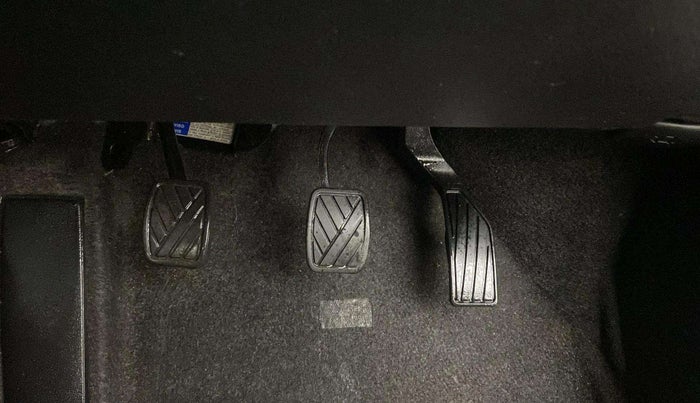 2021 Maruti Vitara Brezza VXI, Petrol, Manual, 55,629 km, Pedals