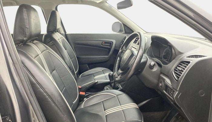 2021 Maruti Vitara Brezza VXI, Petrol, Manual, 55,629 km, Right Side Front Door Cabin