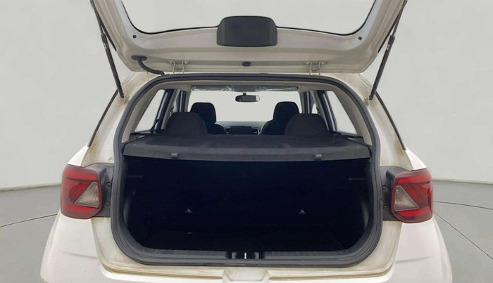 2021 Hyundai VENUE S 1.2, Petrol, Manual, 59,503 km, Boot Open Zoomed View